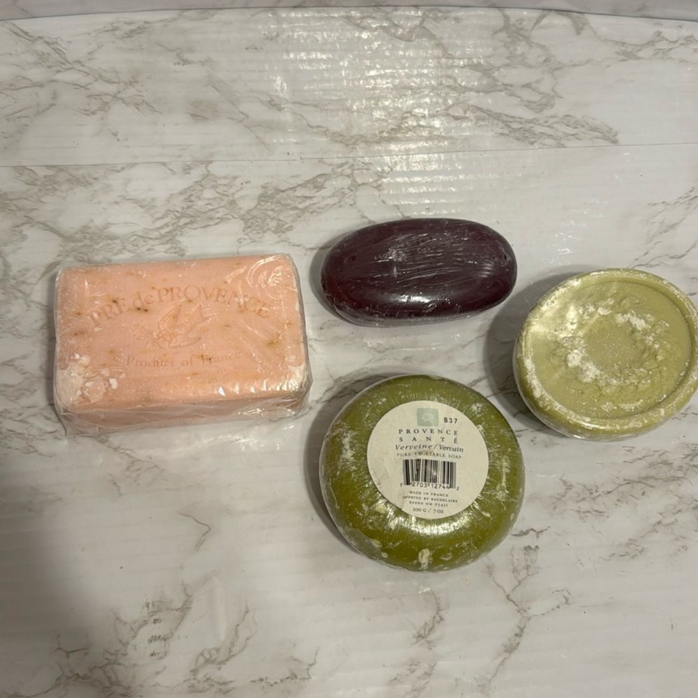 Pre de Provence Artisanal French Moisturizing Soap Bar and other soaps
